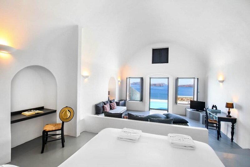 Ambassador Aegean Luxury Hotel & Suites Santorini 20