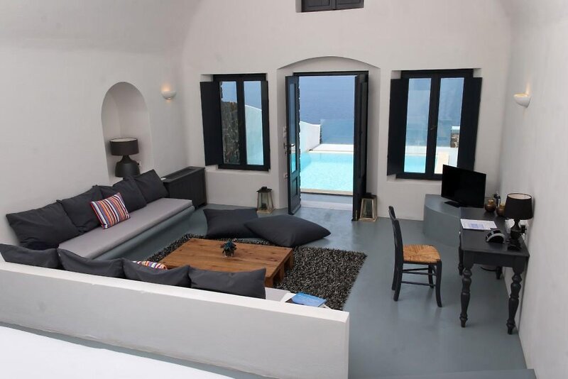 Ambassador Aegean Luxury Hotel & Suites Santorini 21