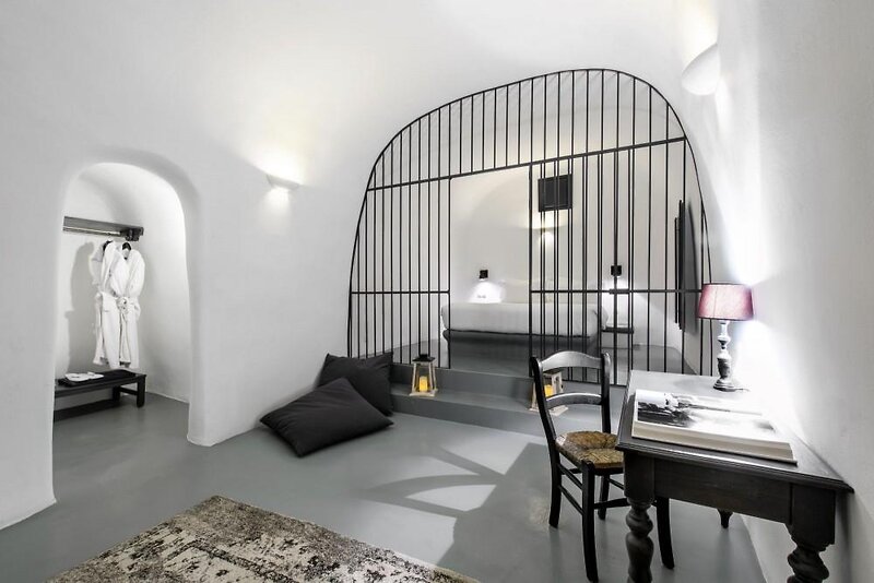 Ambassador Aegean Luxury Hotel & Suites Santorini 23