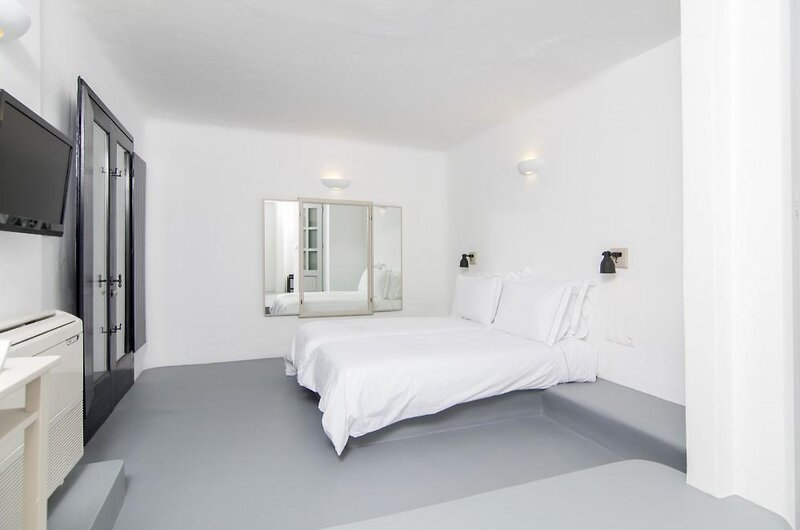 Ambassador Aegean Luxury Hotel & Suites Santorini 36