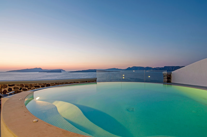 Grand Ambassador Santorini 9