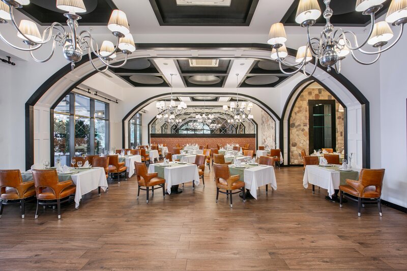 Juju Premier Palace 24