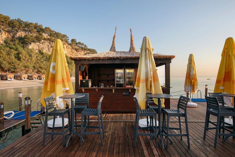 Juju Premier Palace 105