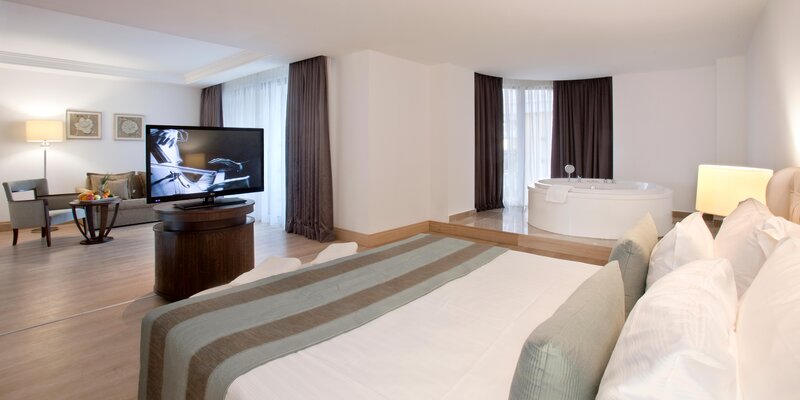 Juju Premier Palace 122