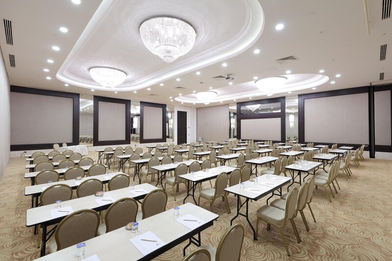 Juju Premier Palace 195