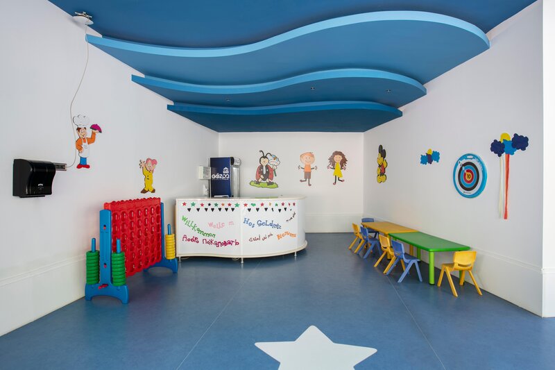 Juju Premier Palace 203