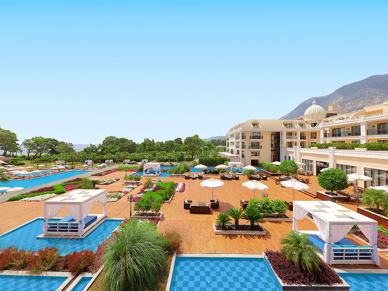 Amara Premier Palace 9