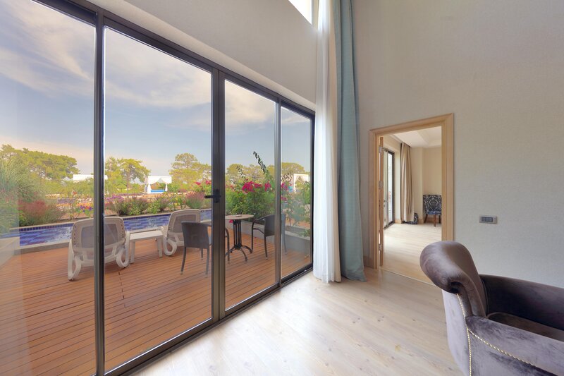 Amara Premier Palace 100