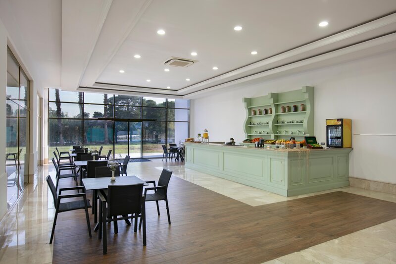 Amara Premier Palace 118