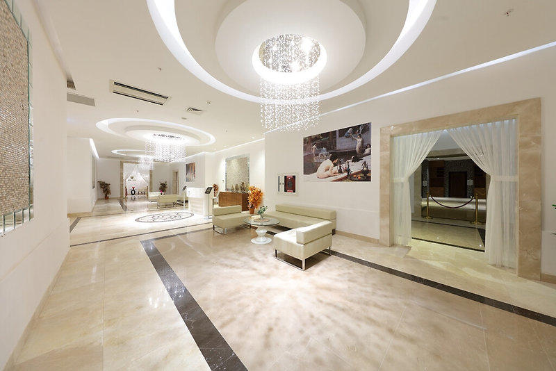 Juju Premier Palace 10