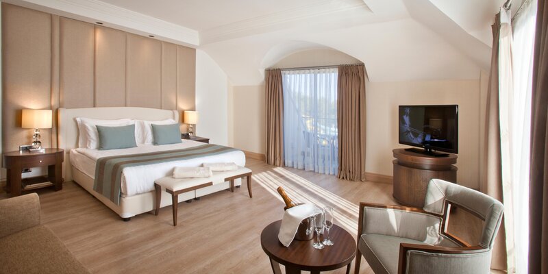 Juju Premier Palace 88