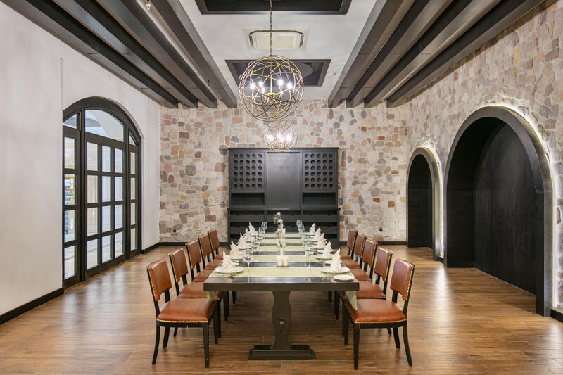 Juju Premier Palace 77