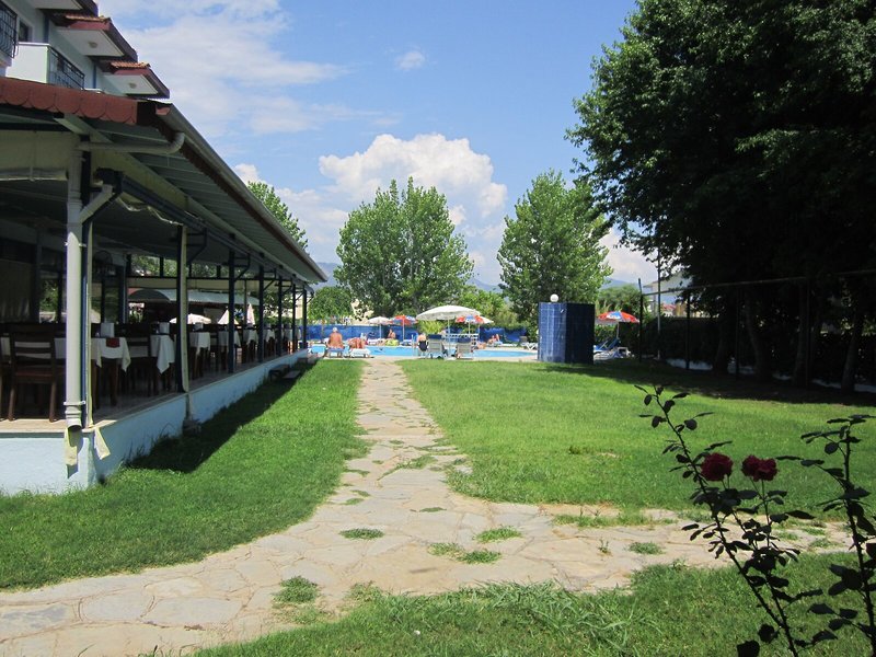 Aymes Hotel 1