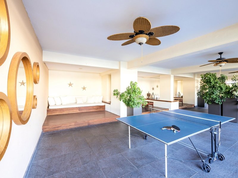 TUI BLUE Barut Andiz 18