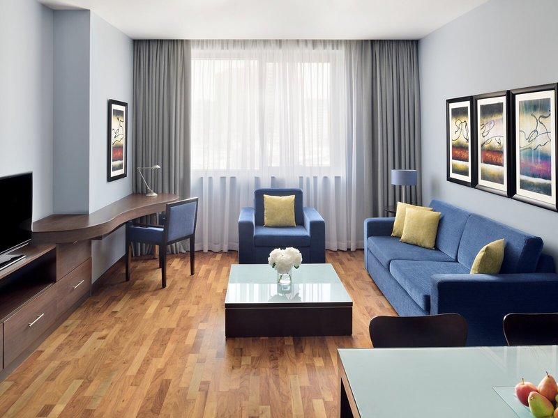 Mövenpick Hotel Apartments Al Mamzar 42