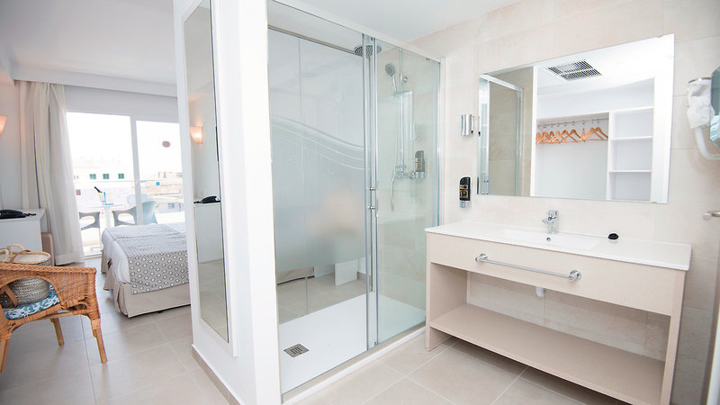 Chevy Hotel & Suites 9