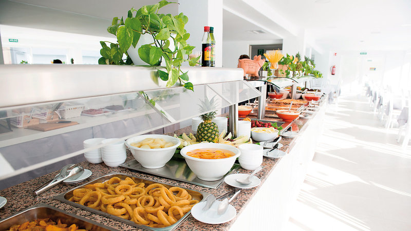 Chevy Hotel & Suites 13