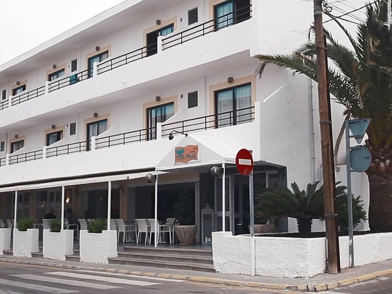 Chevy Hotel & Suites 1
