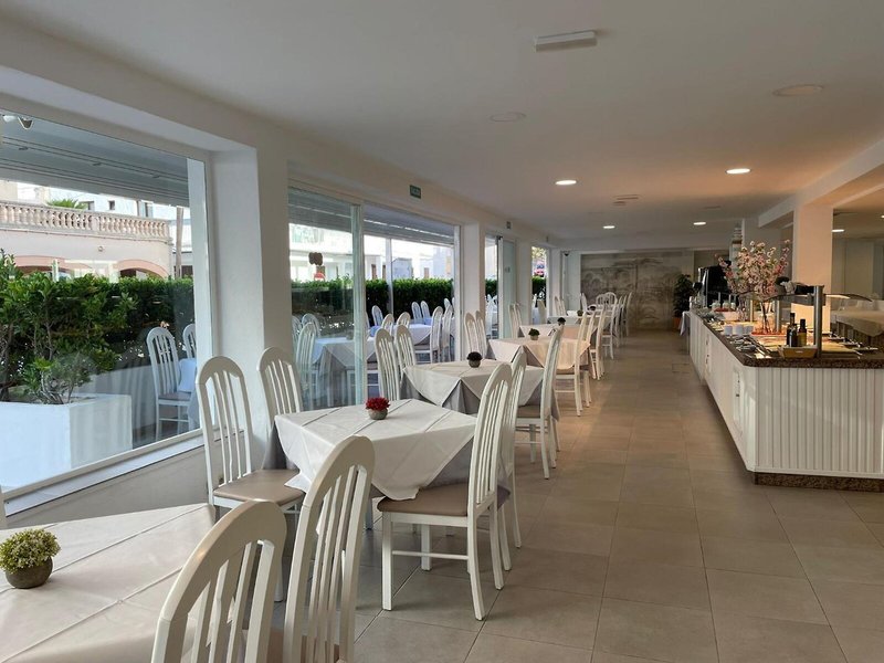 Chevy Hotel & Suites 23