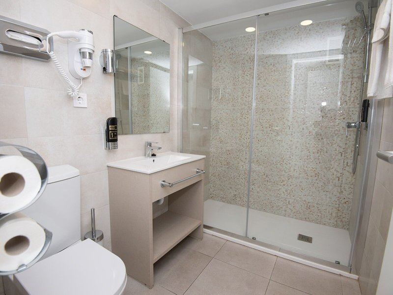 Chevy Hotel & Suites 32