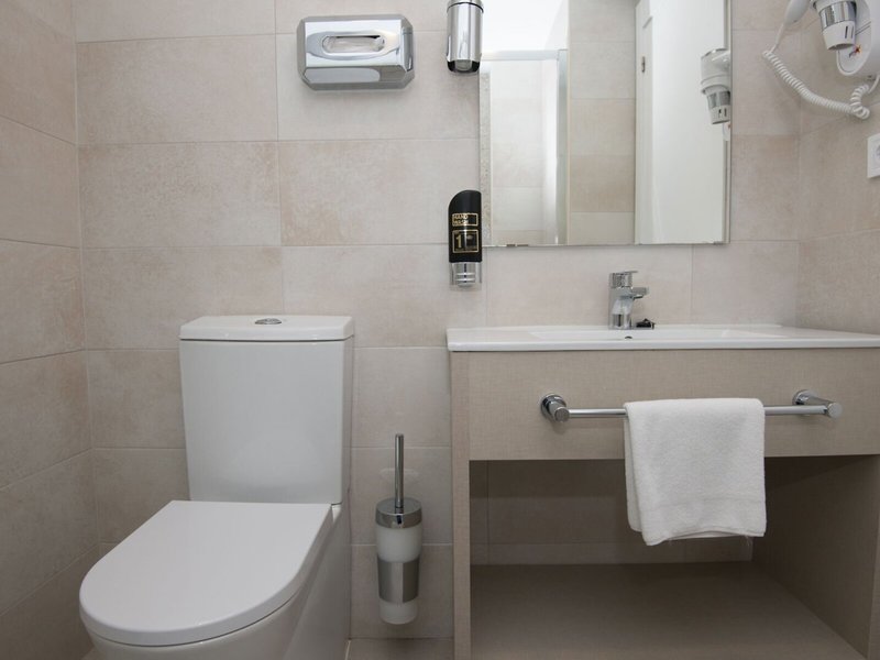 Chevy Hotel & Suites 45