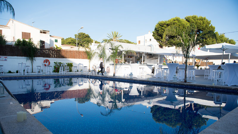 Chevy Hotel & Suites 1