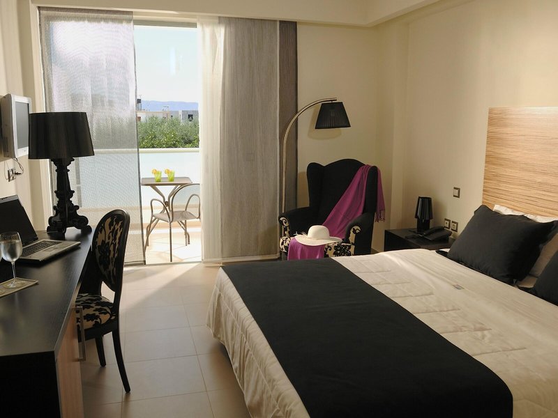 Angela Suites Boutique 24