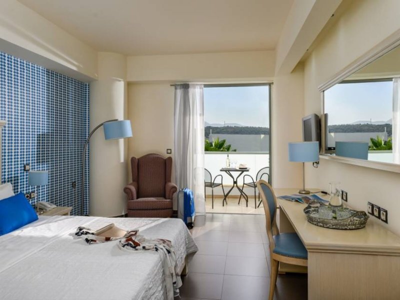 Angela Suites Boutique 32