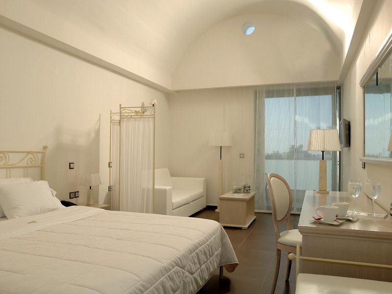 Angela Suites Boutique 42