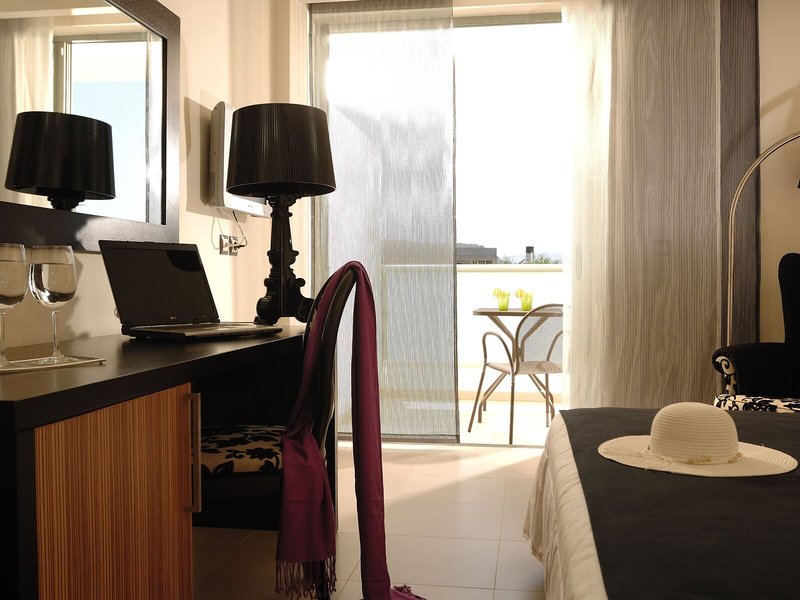 Angela Suites Boutique 44