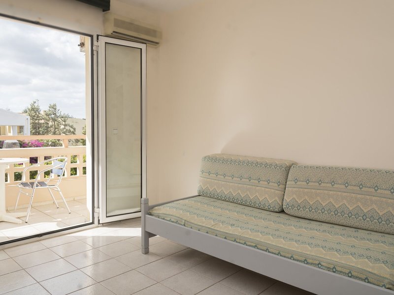 Sunset Apartments 11