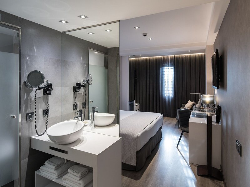 Catalonia Gran Via BCN 50