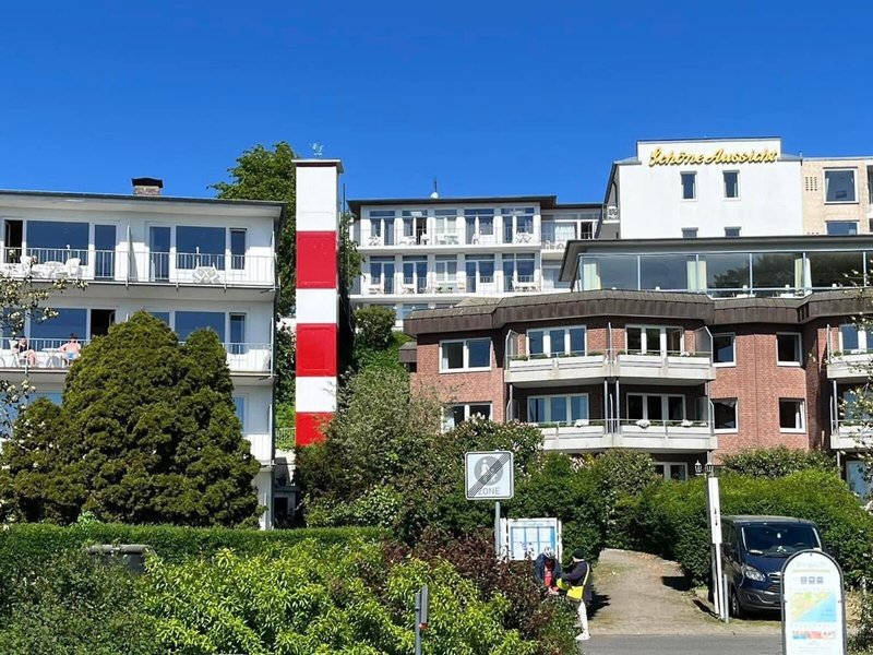 Zur Schönen Aussicht 4
