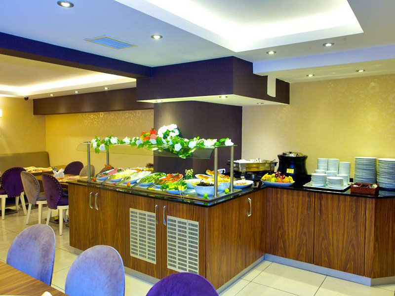 Emin Hotel 8