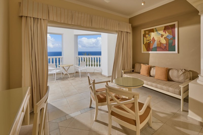 Bahia Principe Luxury Runaway Bay 9