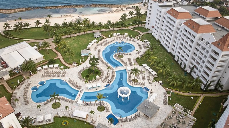 Bahia Principe Luxury Runaway Bay 8