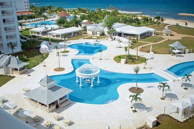 Bahia Principe Luxury Runaway Bay 9