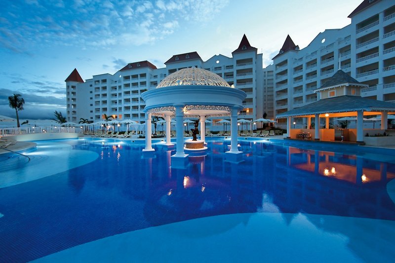 Bahia Principe Luxury Runaway Bay 10