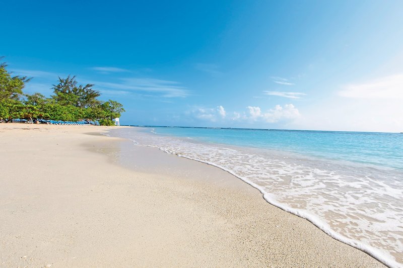 Bahia Principe Luxury Runaway Bay 13