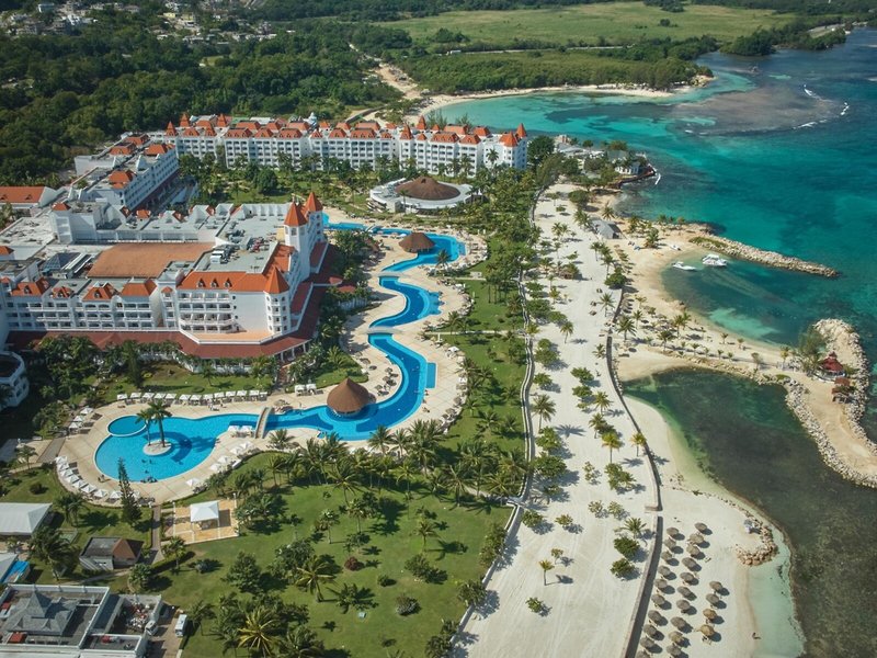 Bahia Principe Luxury Runaway Bay 2