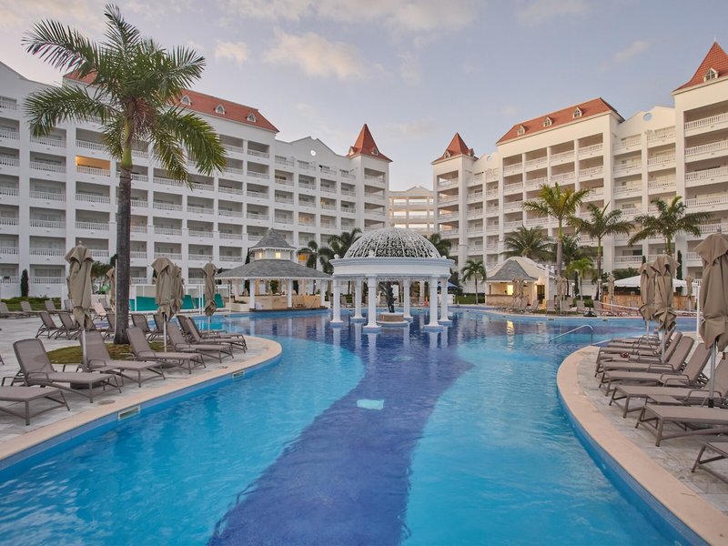 Bahia Principe Luxury Runaway Bay 13