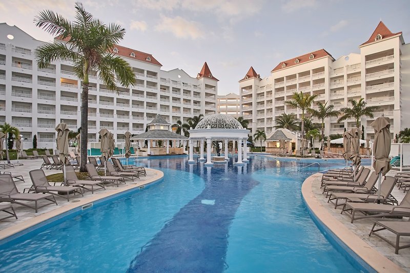Bahia Principe Luxury Runaway Bay 7