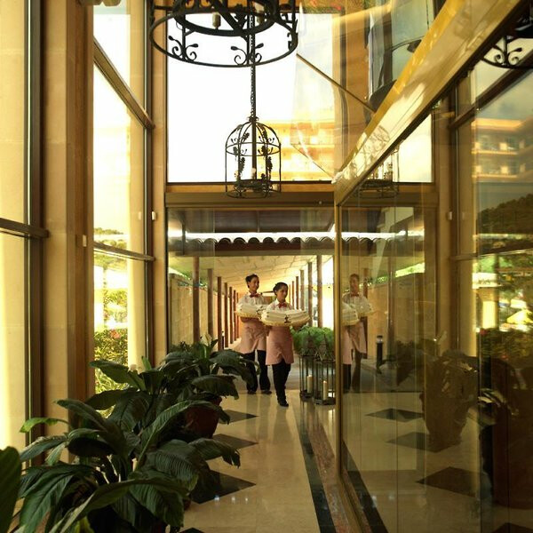 Luna Club Yoga & Spa Hotel 8