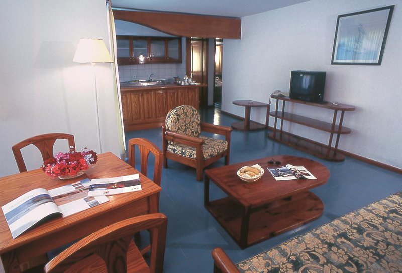 Aparthotel Costa Mar 10