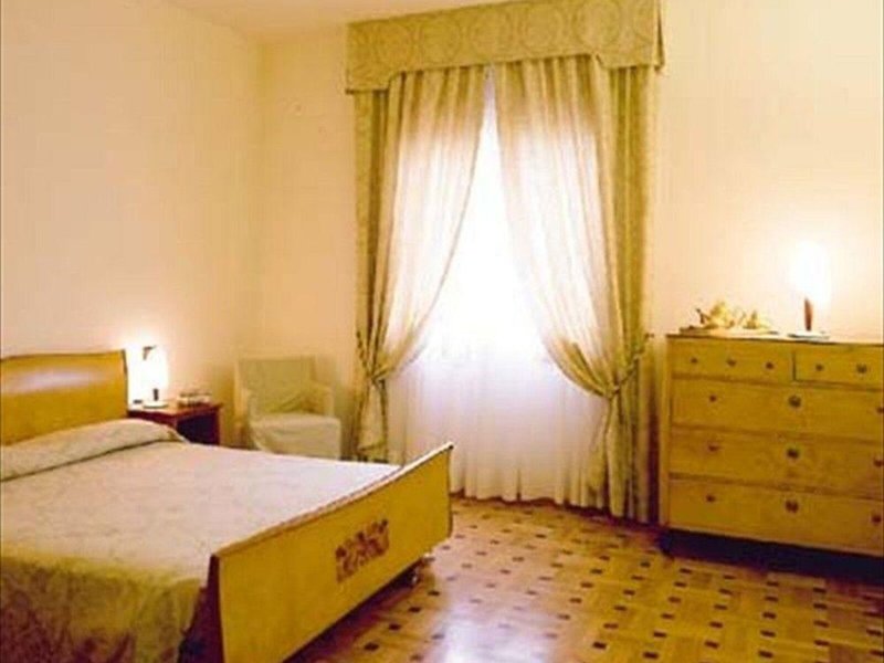 Alla Rocca 25