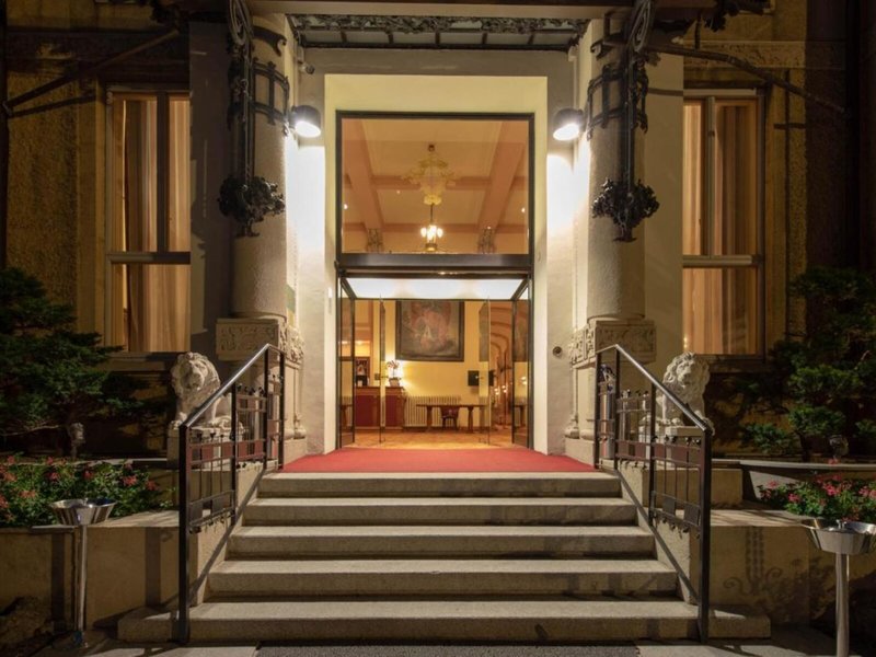 Palace Grand Hotel Varese 1