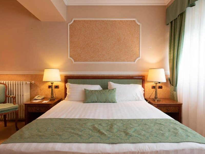 Palace Grand Hotel Varese 46