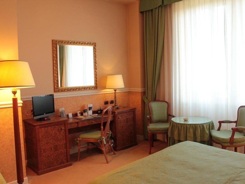 Palace Grand Hotel Varese 48