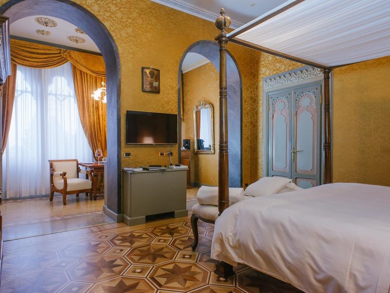 Villa Crespi 23