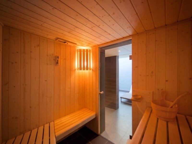 Agora Swiss Night by Fassbind 7